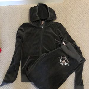 Juicy Couture VELOUR jumpsuit!